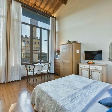 פירנצה Palazzo Uguccioni Apartments מראה חיצוני תמונה