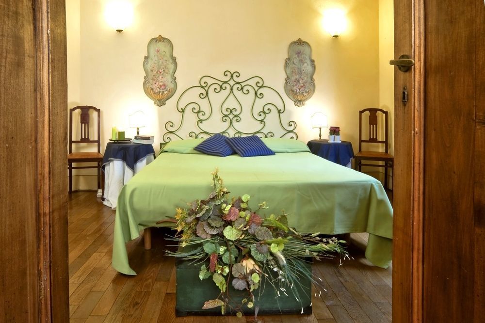 פירנצה Palazzo Uguccioni Apartments מראה חיצוני תמונה